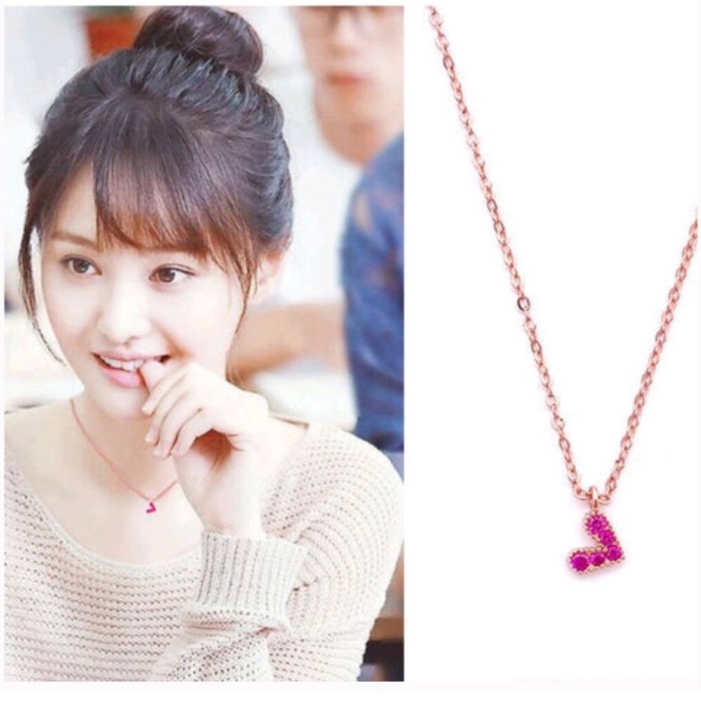 Dainty Pink Rhinestone ❤️ Heart Gold Necklace